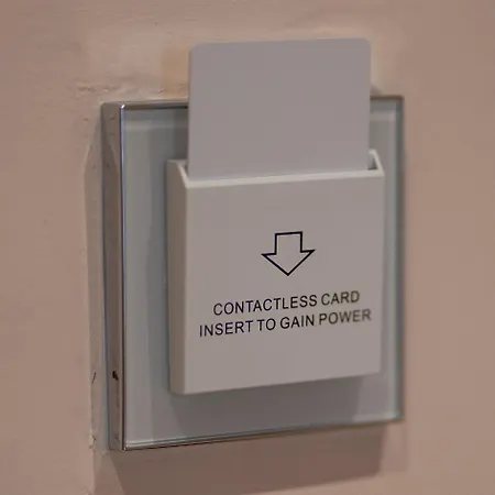 Boutique Jera * Tiran