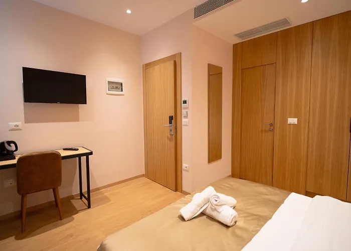 Boutique Jera 地拉那