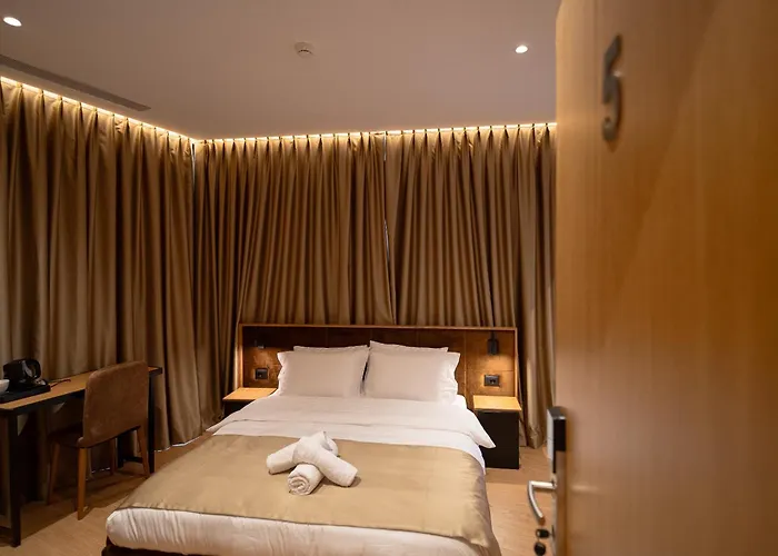 Boutique Jera * 地拉那