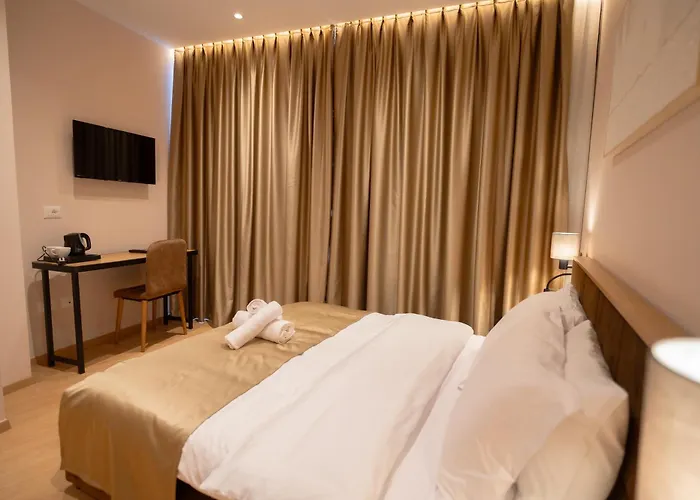 Boutique Jera 宾馆 *